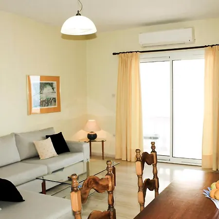Bakers House Two Bedroom Apartment, Where Every Moment Becomes A Memory *