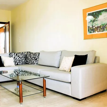 Bakers House Two Bedroom Apartment, Where Every Moment Becomes A Memory Holiday home Gimari
